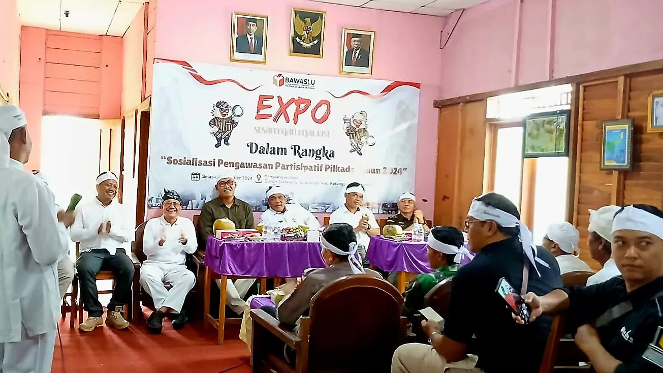 Bawaslu Brebes Ajak Warga Jalawastu Lawan Politik Uang dengan Senjata Budaya